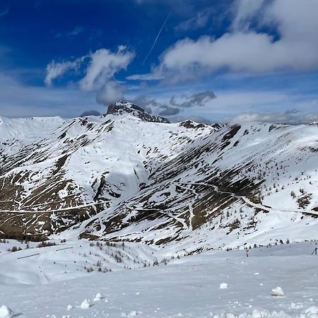 Allos, Logement Pieds Des Pistes, A 10 Minutes De La Base De Loisirs Exterior foto