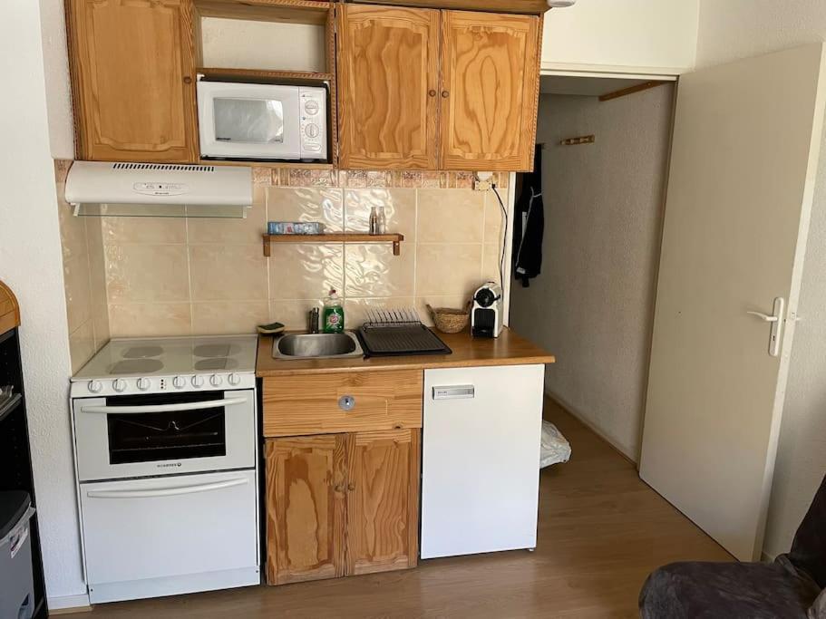 Allos, Logement Pieds Des Pistes, A 10 Minutes De La Base De Loisirs Exterior foto