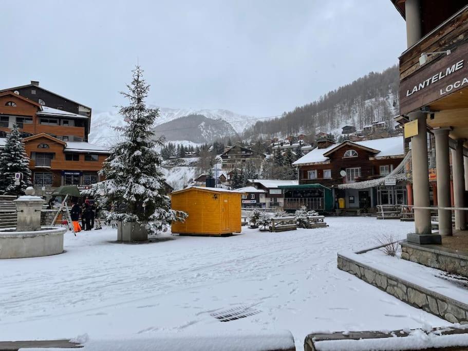 Allos, Logement Pieds Des Pistes, A 10 Minutes De La Base De Loisirs Exterior foto